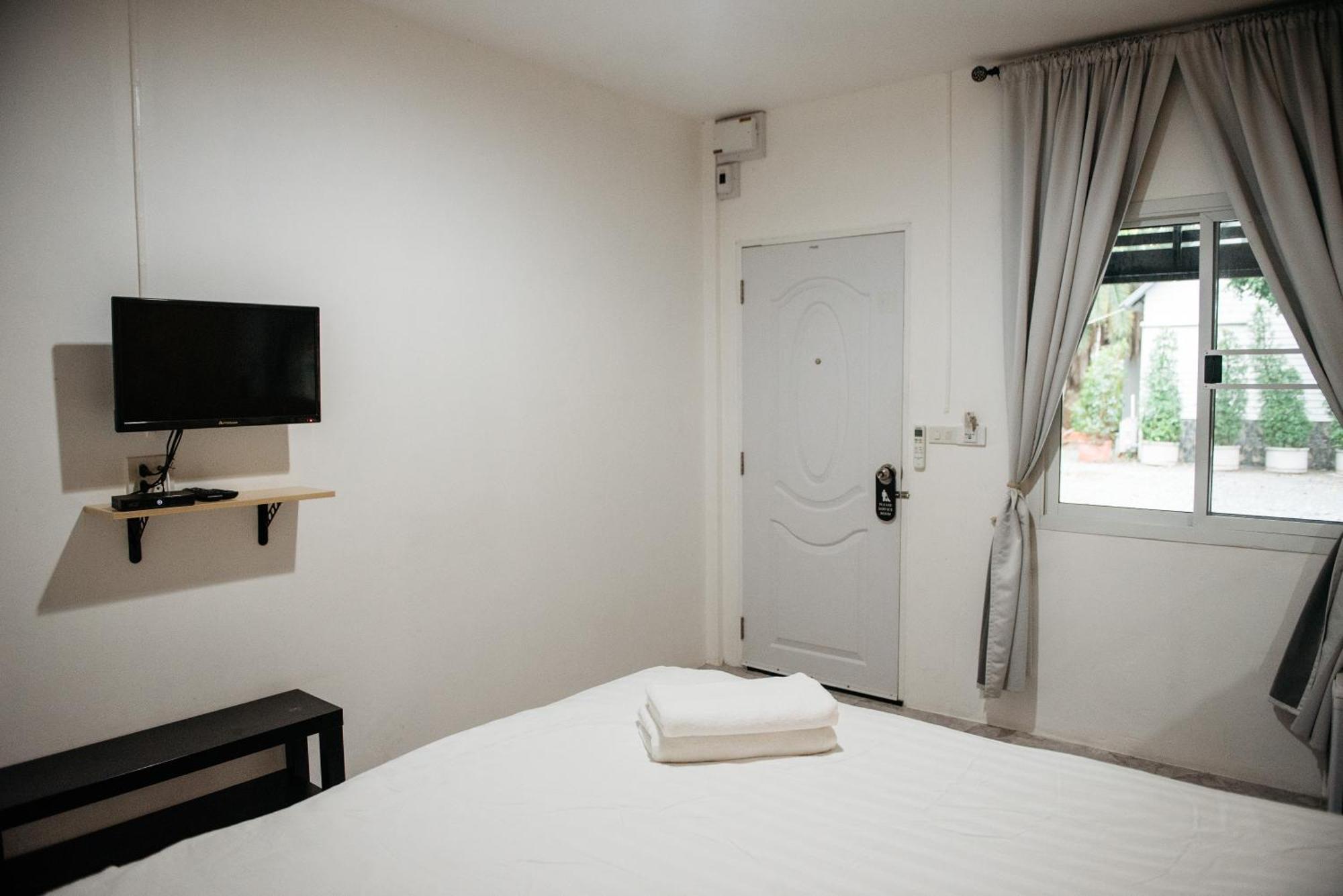 Lamoon Boutique Hotel Suphan Buri Room photo