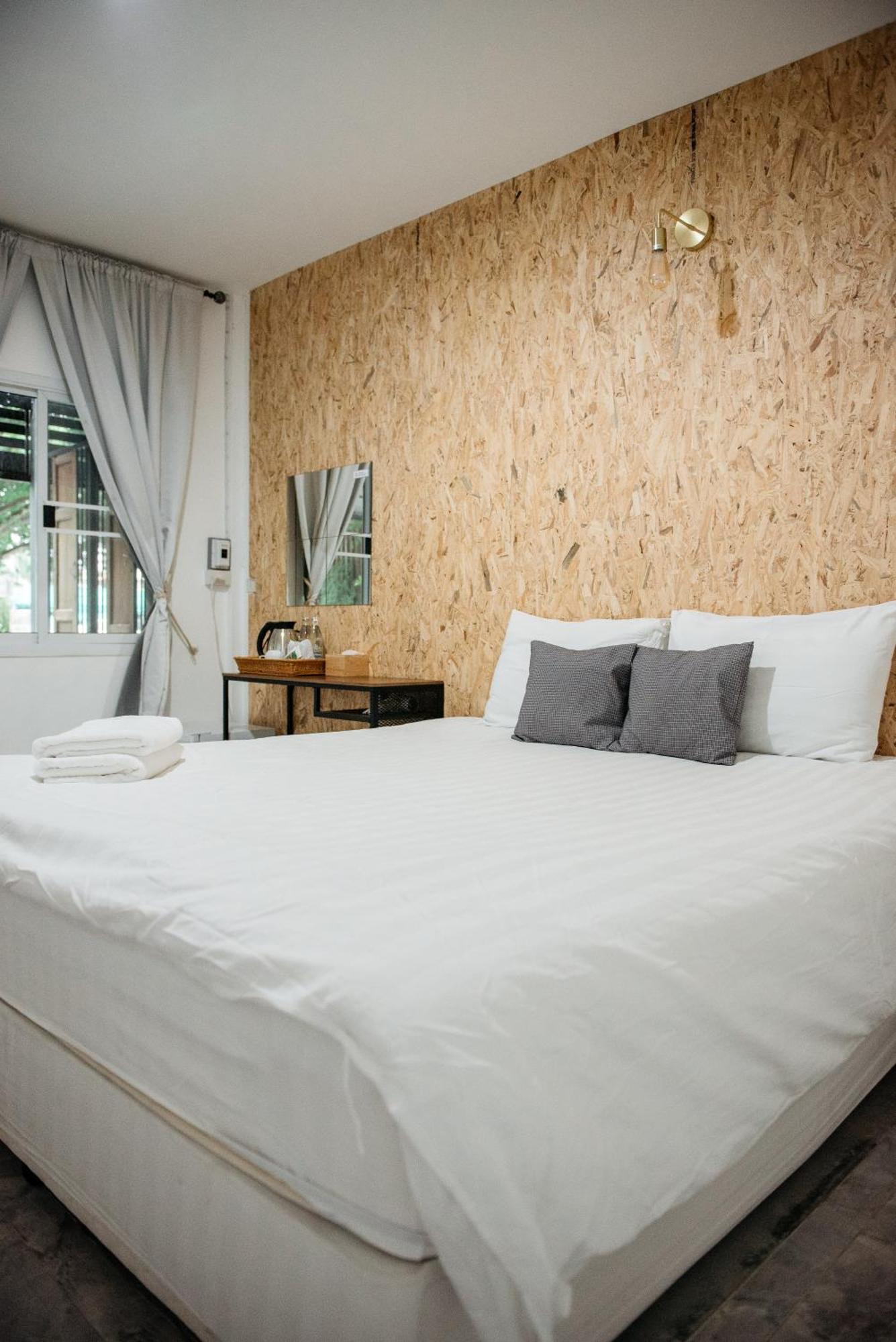 Lamoon Boutique Hotel Suphan Buri Room photo