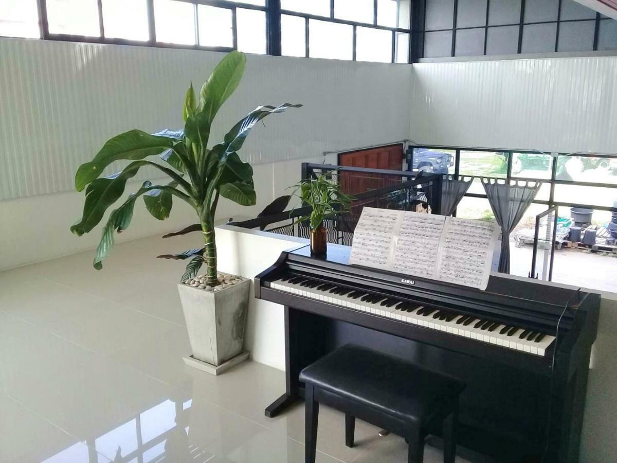 Lamoon Boutique Hotel Suphan Buri Exterior photo